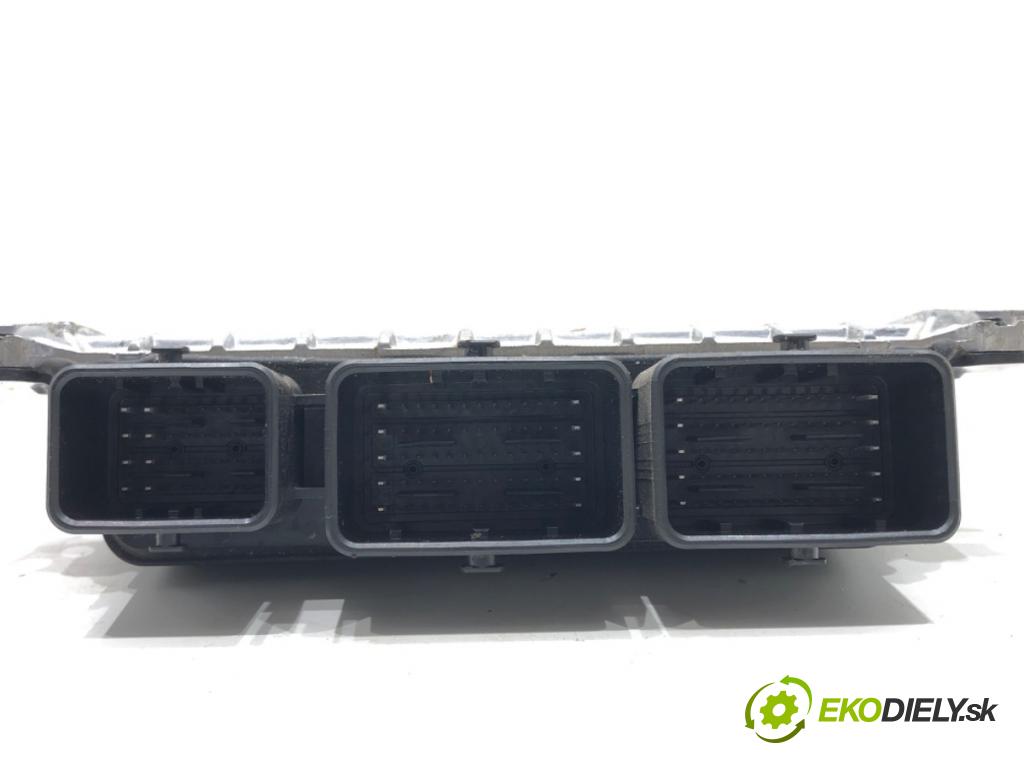 RENAULT CLIO V liftback 2022 69 kW 1.6 E-TECH 145 (B7MU) 1598 riadiaca jednotka Motor 237105990S (Riadiaca jednotka)