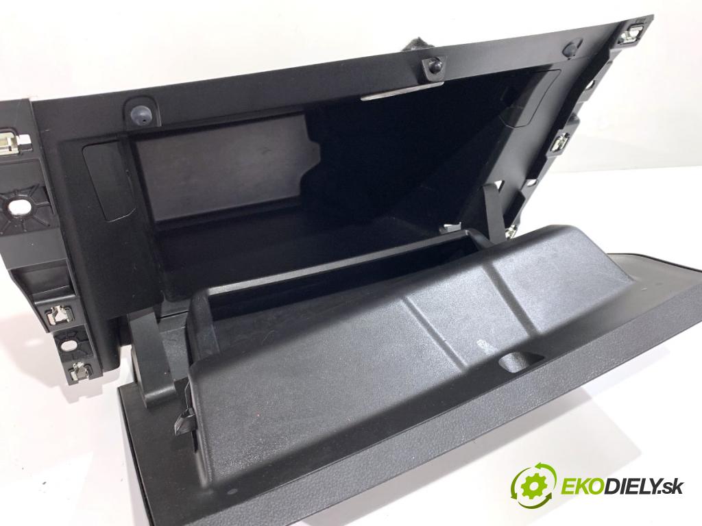 RENAULT CLIO V liftback 2022 69 kW 1.6 E-TECH 145 (B7MU) 1598 přihrádka kastlík spolujezdce  (Přihrádka (kastlík))