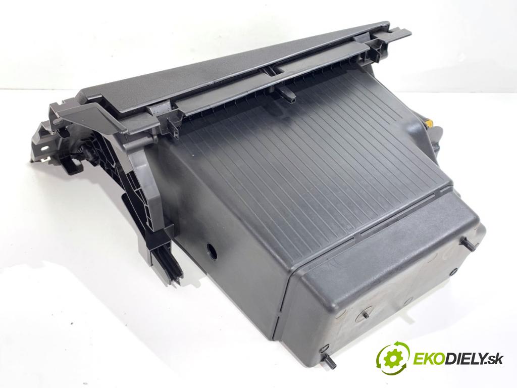 RENAULT CLIO V liftback 2022 69 kW 1.6 E-TECH 145 (B7MU) 1598 přihrádka kastlík spolujezdce  (Přihrádka (kastlík))