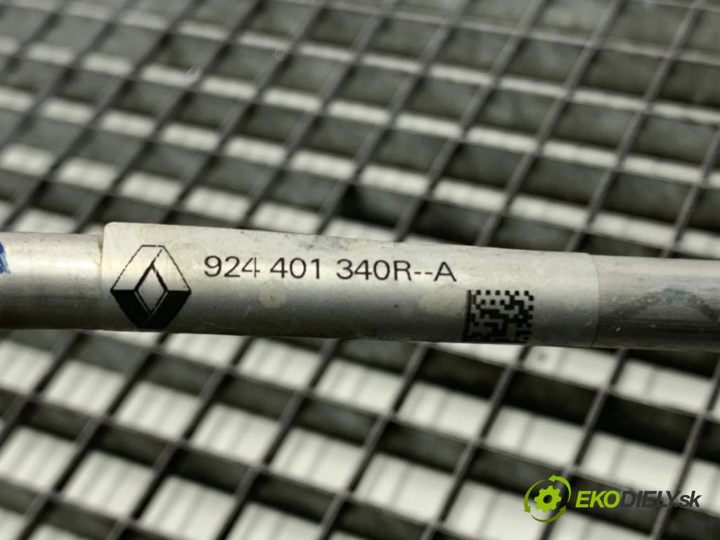 RENAULT CLIO V liftback 2022 69 kW 1.6 E-TECH 145 (B7MU) 1598 rúrka klimatizace 924401340R (Trubka klimatizace)