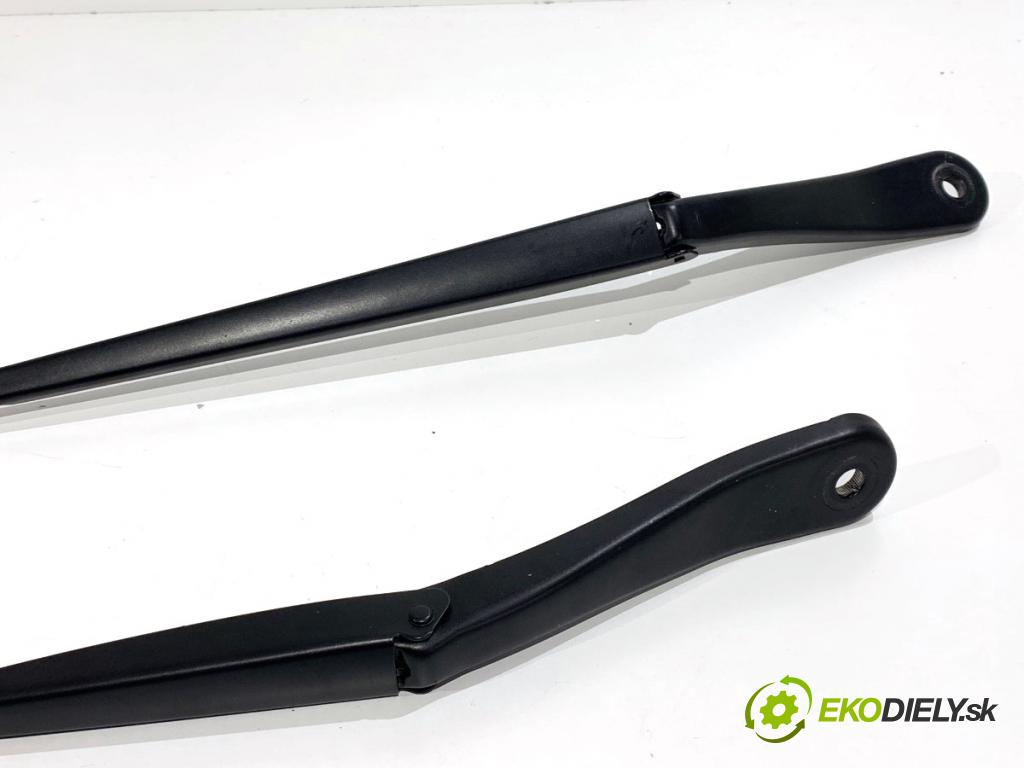 RENAULT CLIO V liftback 2022 69 kW 1.6 E-TECH 145 (B7MU) 1598 Rameno stierače predný 288813173P