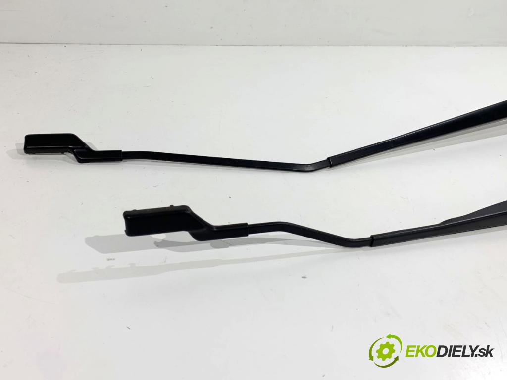 RENAULT CLIO V liftback 2022 69 kW 1.6 E-TECH 145 (B7MU) 1598 Rameno stierače predný 288813173P