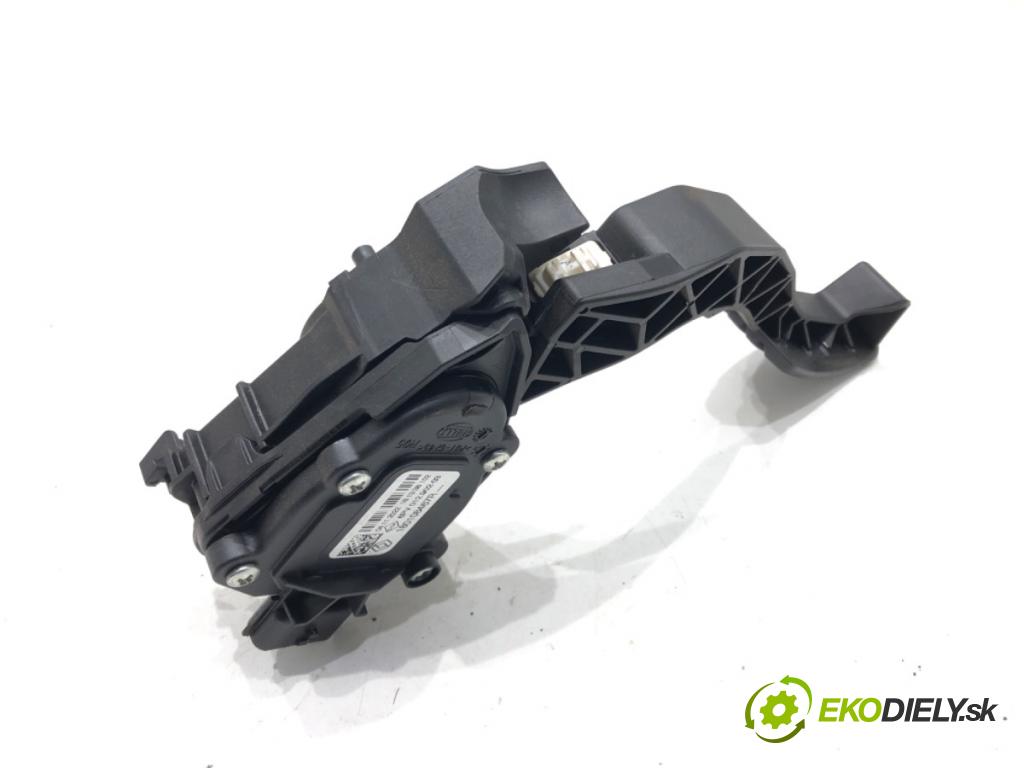 RENAULT CLIO V liftback 2022 69 kW 1.6 E-TECH 145 (B7MU) 1598 Potenciometer plynu 180108467R (Potenciometer plynového pedálu)