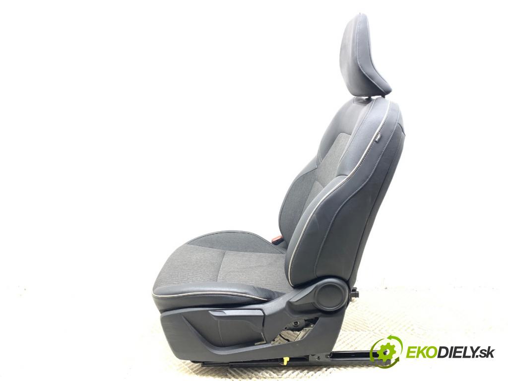 RENAULT CLIO V liftback 2022 69 kW 1.6 E-TECH 145 (B7MU) 1598 Sedadlo ľavy predný