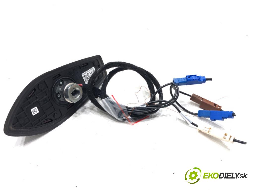 RENAULT CLIO V liftback 2022 69 kW 1.6 E-TECH 145 (B7MU) 1598 ANTENA
