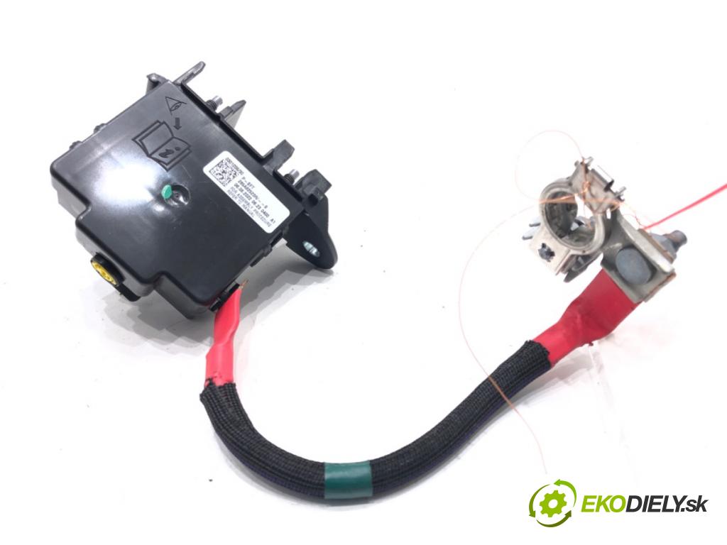 RENAULT CLIO V liftback 2022 69 kW 1.6 E-TECH 145 (B7MU) 1598 svorka plus 285A82523R