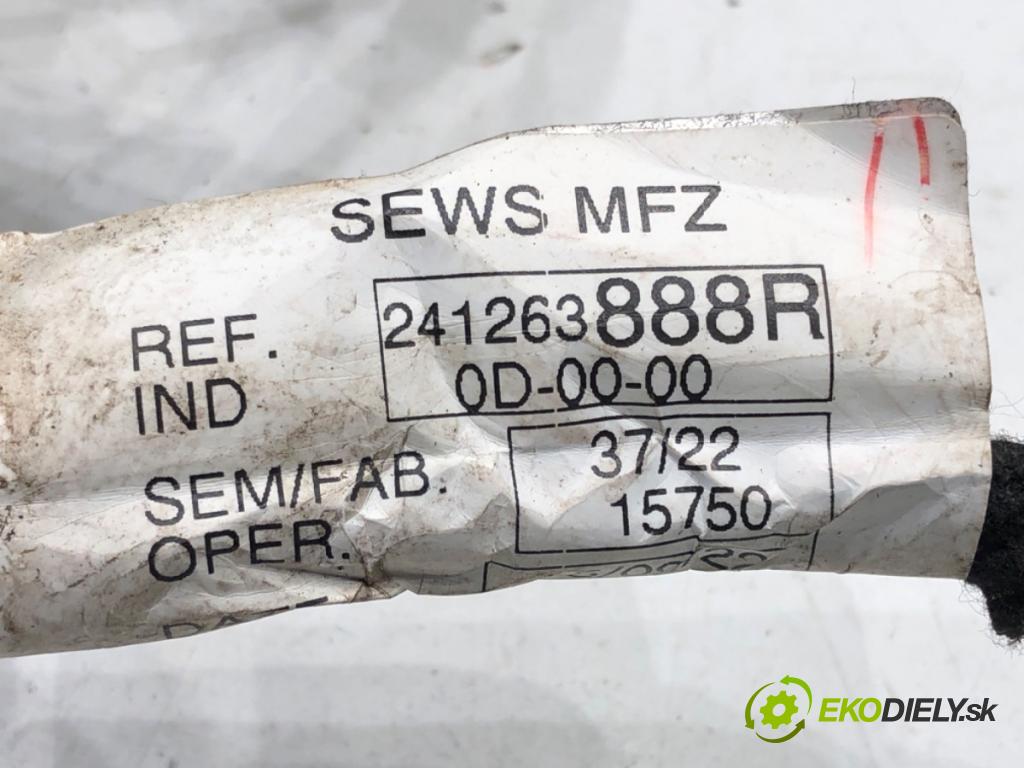 RENAULT CLIO V liftback 2022 69 kW 1.6 E-TECH 145 (B7MU) 1598 káblovačka dveře zadní část pravý 241263888R