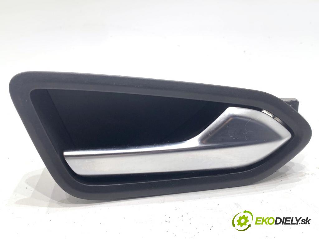 RENAULT CLIO V liftback 2022 69 kW 1.6 E-TECH 145 (B7MU) 1598 Kľučka vnútorná pravy zad 826721378R