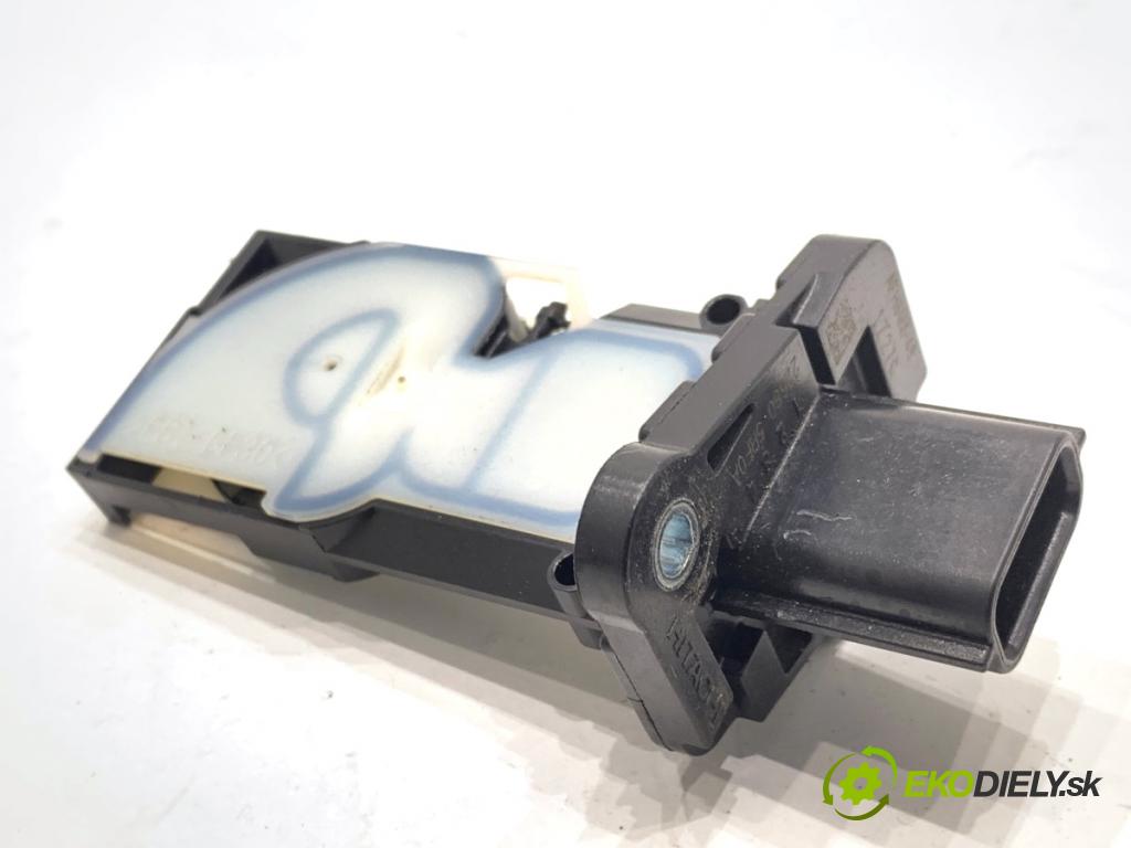 RENAULT CLIO V liftback 2022 69 kW 1.6 E-TECH 145 (B7MU) 1598 Váha vzduchu AFH60M-48 (Váha vzduchu)