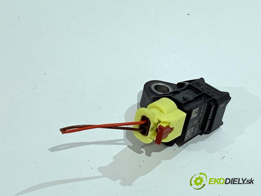 AUDI A8 D5 sedan 2019 210 kW 50 TDI Mild Hybrid quattro 2967 Snímač nárazu 4N0959651D (Snímač nárazu)