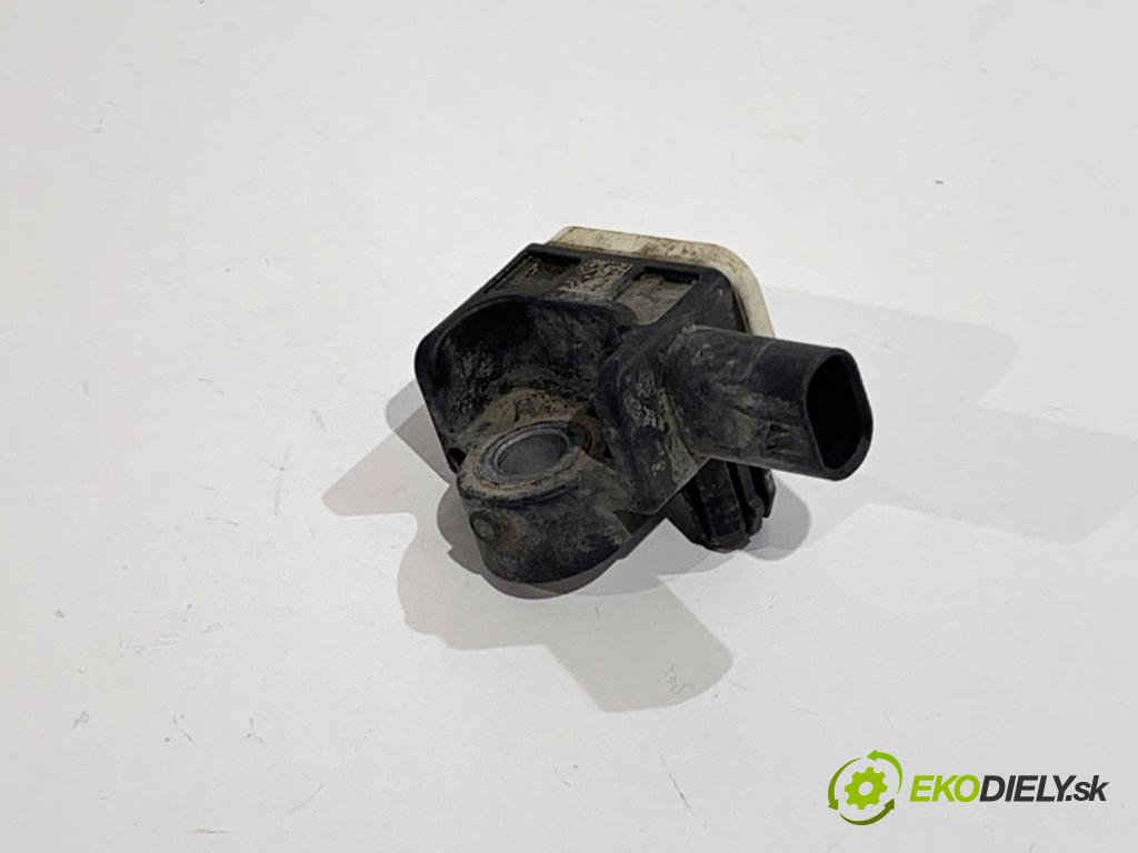 AUDI A8 D5 sedan 2019 210 kW 50 TDI Mild Hybrid quattro 2967 Snímač dažďa 4M0907508 (Snímač dažďa)