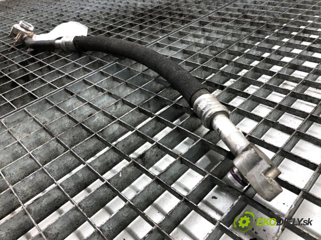 AUDI A8 D5 sedan 2019 210 kW 50 TDI Mild Hybrid quattro 2967 rúrka klimatizace 4N0260707K (Trubka klimatizace)