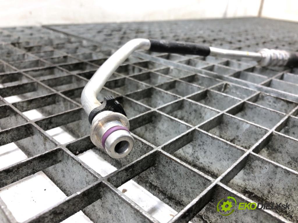 AUDI A8 D5 sedan 2019 210 kW 50 TDI Mild Hybrid quattro 2967 rúrka klimatizace  (Trubka klimatizace)