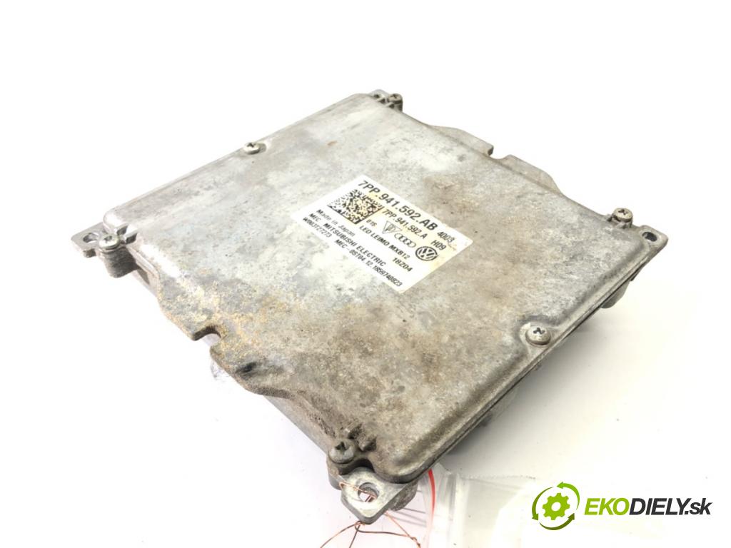 AUDI A8 D5 sedan 2019 210 kW 50 TDI Mild Hybrid quattro 2967 Menič XENON 7PP941592AB (Riadiaca jednotka xenónu)