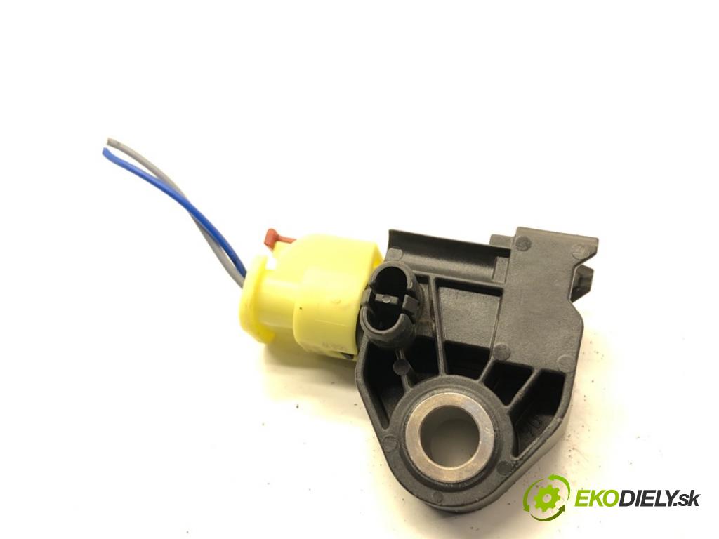 AUDI A8 D5 sedan 2019 210 kW 50 TDI Mild Hybrid quattro 2967 Snímač nárazu 4N0959651D (Snímač nárazu)