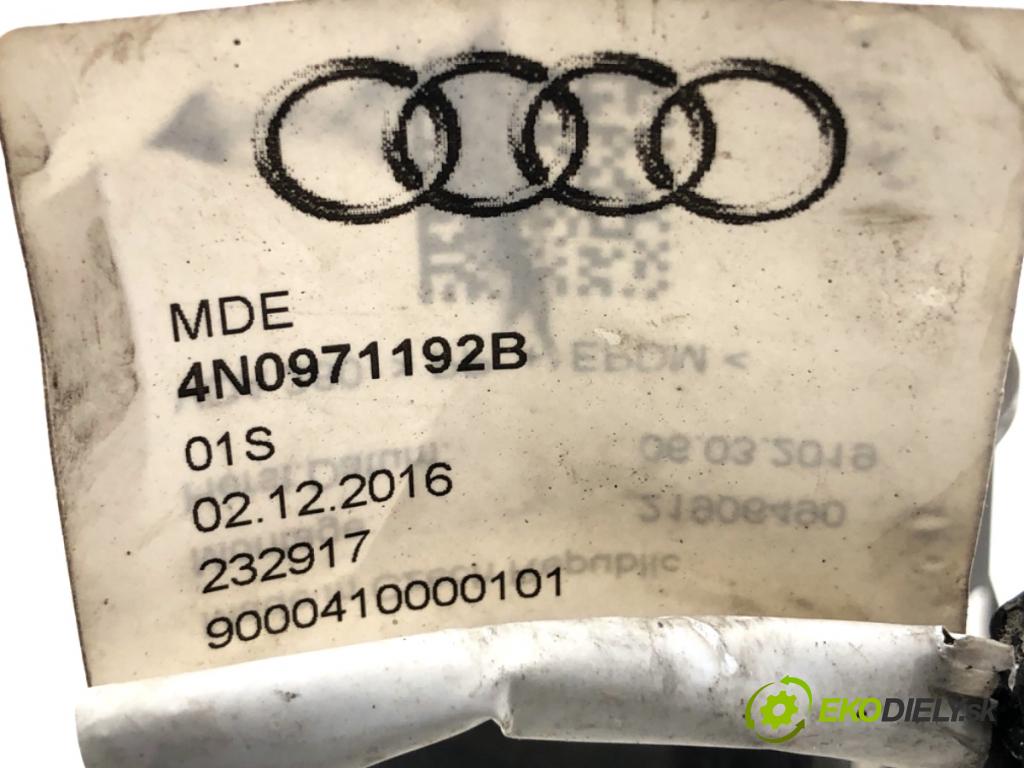 AUDI A8 D5 sedan 2019 210 kW 50 TDI Mild Hybrid quattro 2967 KAMERA VISION ASISTENT: JAZDY W 4G0980552A