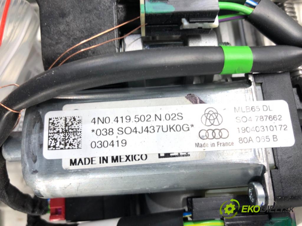 AUDI A8 D5 sedan 2019 210 kW 50 TDI Mild Hybrid quattro 2967 Hriadeľ, tyč volantu 8W0927287C (Tyč riadenia (volantu))