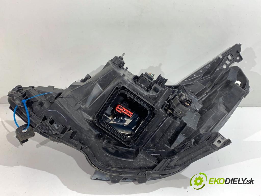 RENAULT CLIO V liftback 2022 69 kW 1.6 E-TECH 145 (B7MU) 1598 Svetlomet pravy predný LED 260104922R