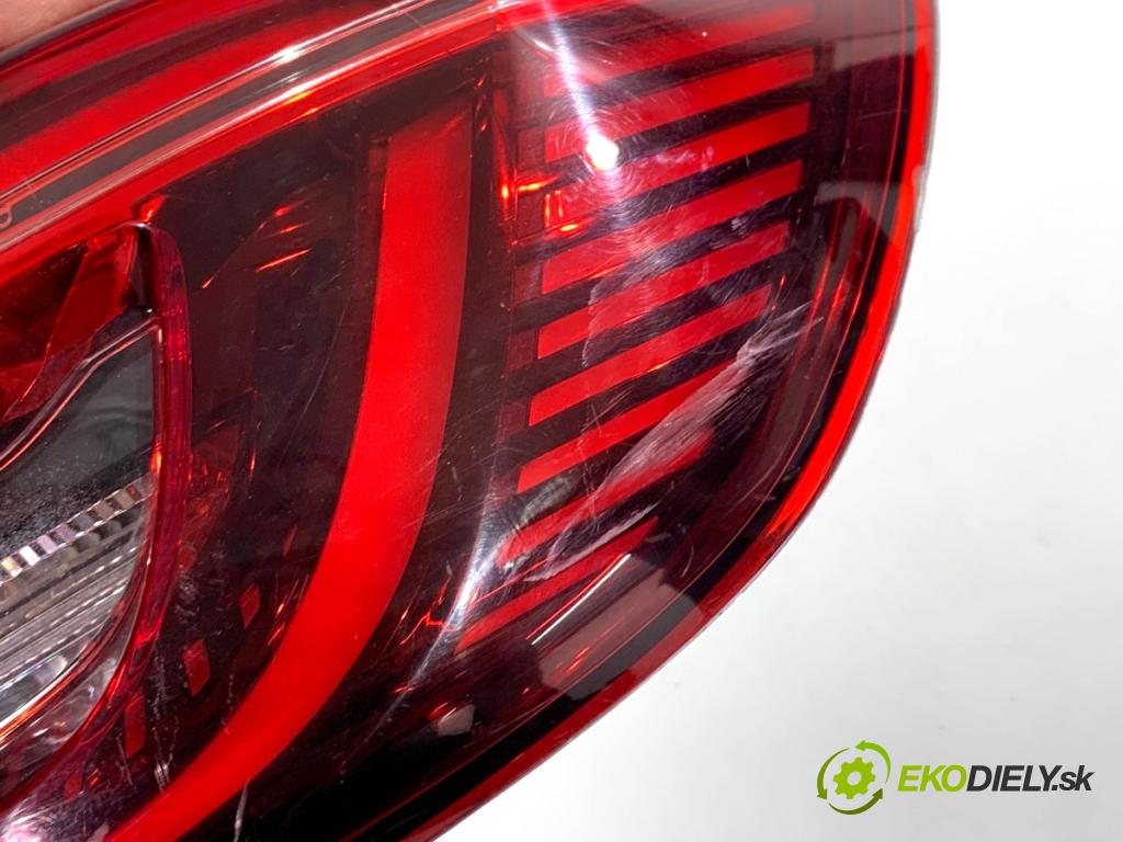 RENAULT CLIO V liftback 2022 69 kW 1.6 E-TECH 145 (B7MU) 1598 Svetlo pravy zad 265504885R