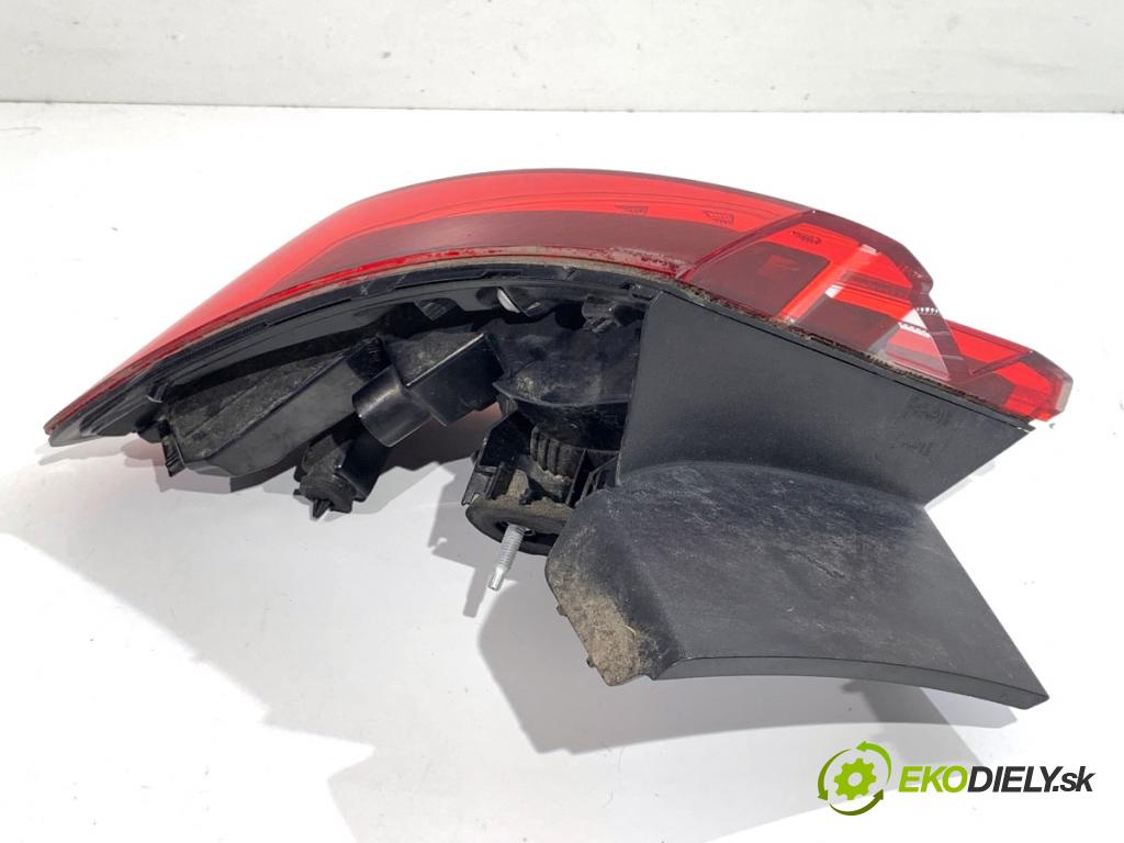 RENAULT CLIO V liftback 2022 69 kW 1.6 E-TECH 145 (B7MU) 1598 Svetlo pravy zad 265504885R