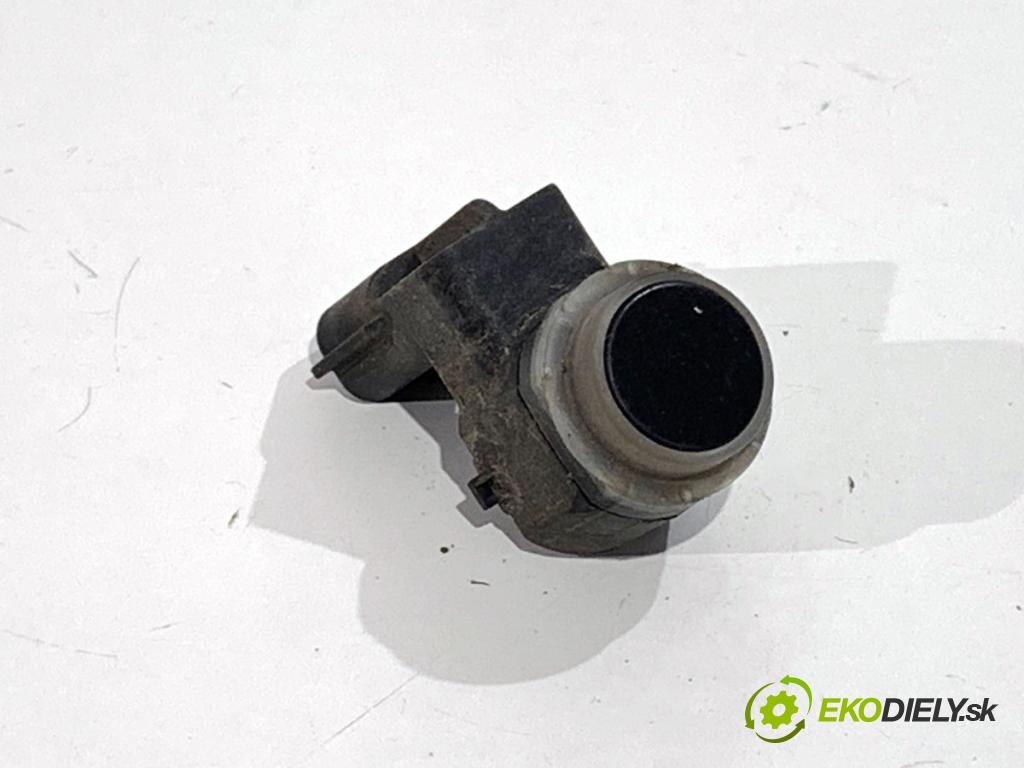 RENAULT CLIO V liftback 2022 69 kW 1.6 E-TECH 145 (B7MU) 1598 snímač PDC 284426105R