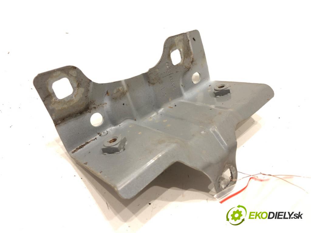 RENAULT CLIO V liftback 2022 69 kW 1.6 E-TECH 145 (B7MU) 1598 držiak blatníka ľavy 663514389R