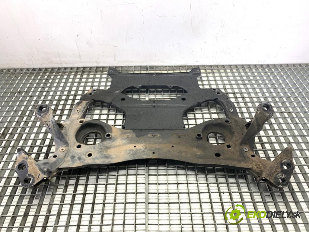 AUDI A8 D5 sedan 2019 210 kW 50 TDI Mild Hybrid quattro 2967 výztuha pod motor  (Přední výztuha)