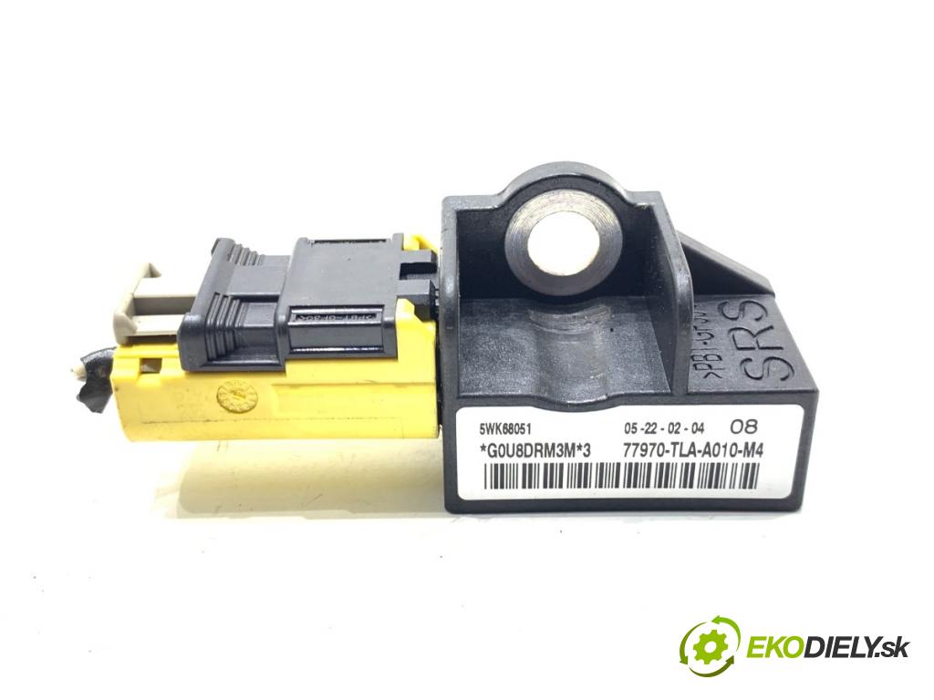 HONDA CR-V V SUV 2020 107 kW 2.0 e-CVT Hybrid AWD (RT6) 1993 Snímač nárazu 77970-TLA-A010-M4 (Snímač nárazu)