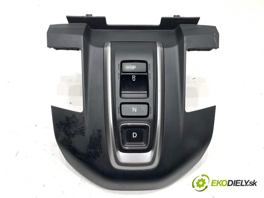 HONDA CR-V V SUV 2020 107 kW 2.0 e-CVT Hybrid AWD (RT6) 1993 Kulisa  (Rýchlostná páka (kulisa))