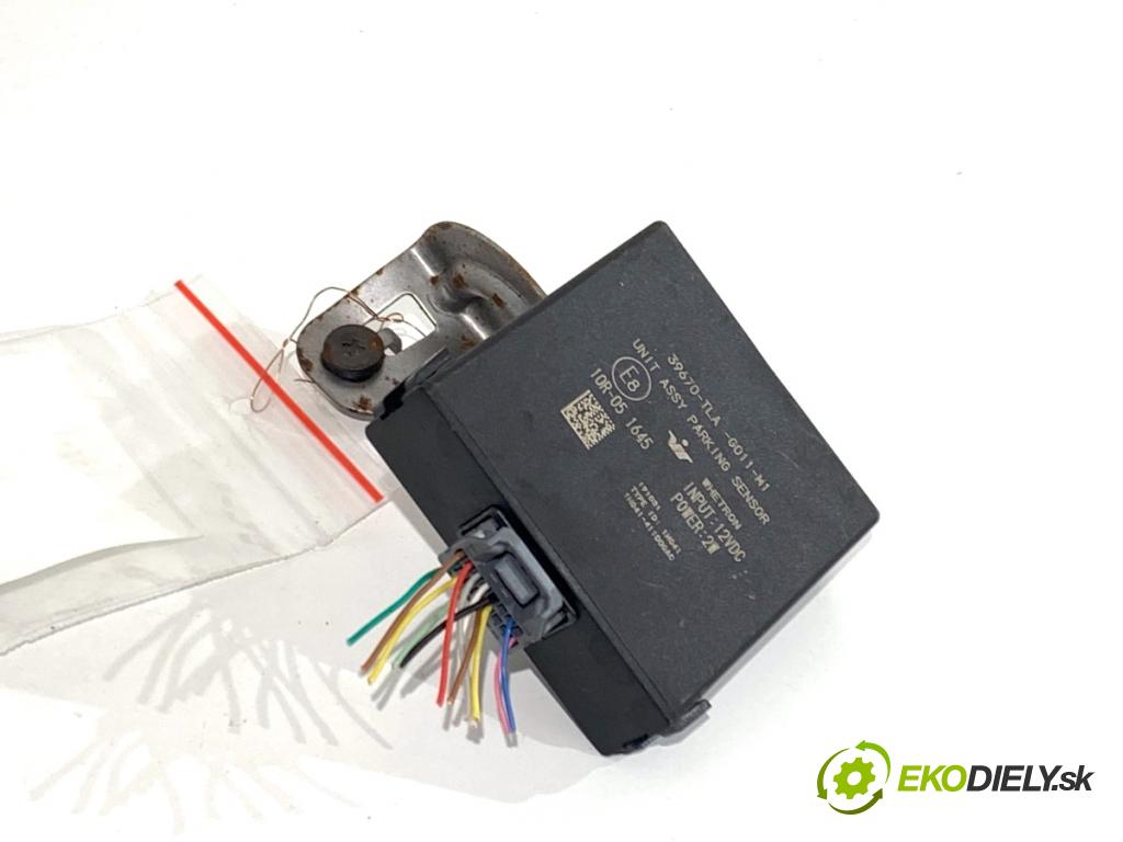 HONDA CR-V V SUV 2020 107 kW 2.0 e-CVT Hybrid AWD (RT6) 1993 Modul PDC 39670-TLA-G011-M1 (Riadiaca jednotka ostatné)