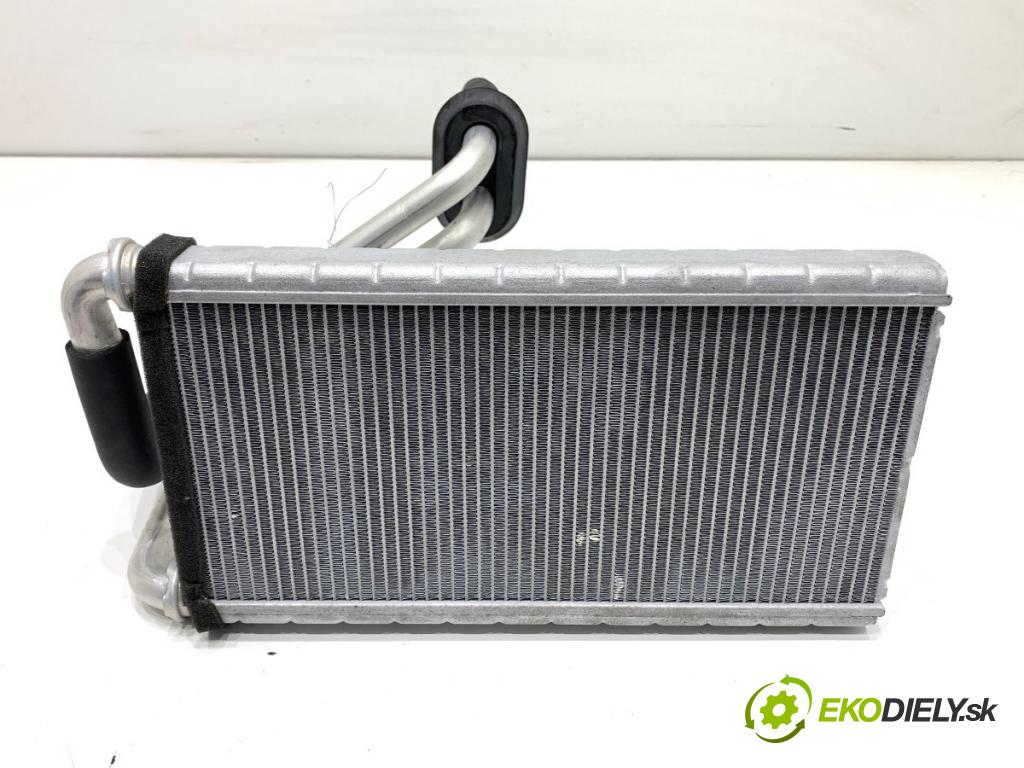 HONDA CR-V V SUV 2020 107 kW 2.0 e-CVT Hybrid AWD (RT6) 1993 topné těleso radiátor topení  (Radiátor topení)