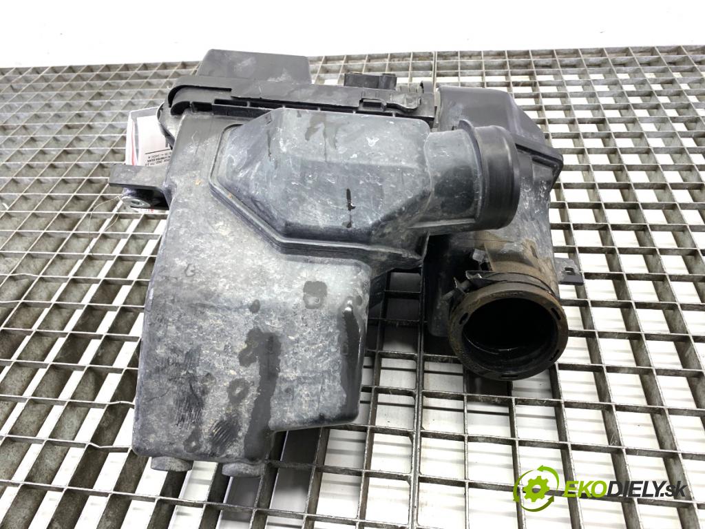 HONDA CR-V V SUV 2020 107 kW 2.0 e-CVT Hybrid AWD (RT6) 1993 Obal filtra vzduchu  (Obal vzduchového filtra)