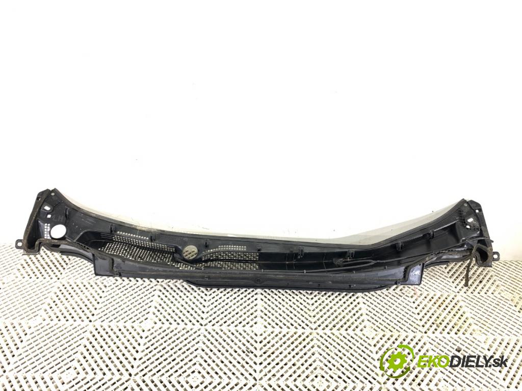 HONDA CR-V V SUV 2020 107 kW 2.0 e-CVT Hybrid AWD (RT6) 1993 Torpédo, plast pod čelné okno 74200-TLA-A0-50 (Torpédo (plast pod čelným sklom))