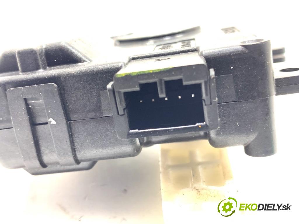 HONDA CR-V V SUV 2020 107 kW 2.0 e-CVT Hybrid AWD (RT6) 1993 motor topení 113800-3480