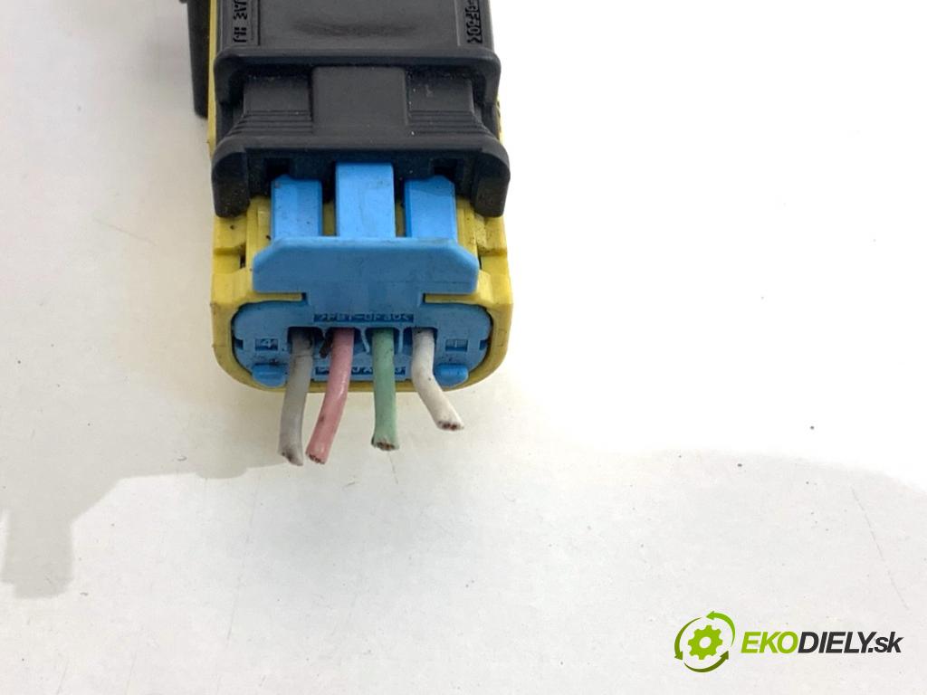 HONDA CR-V V SUV 2020 107 kW 2.0 e-CVT Hybrid AWD (RT6) 1993 Snímač nárazu 77970-TLA-A010-M4 (Snímač nárazu)