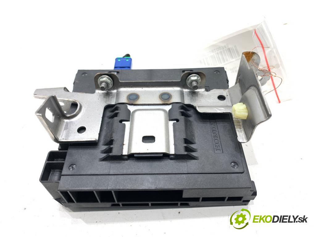 HONDA CR-V V SUV 2020 107 kW 2.0 e-CVT Hybrid AWD (RT6) 1993 Modul 39870-TLA-G115-M1