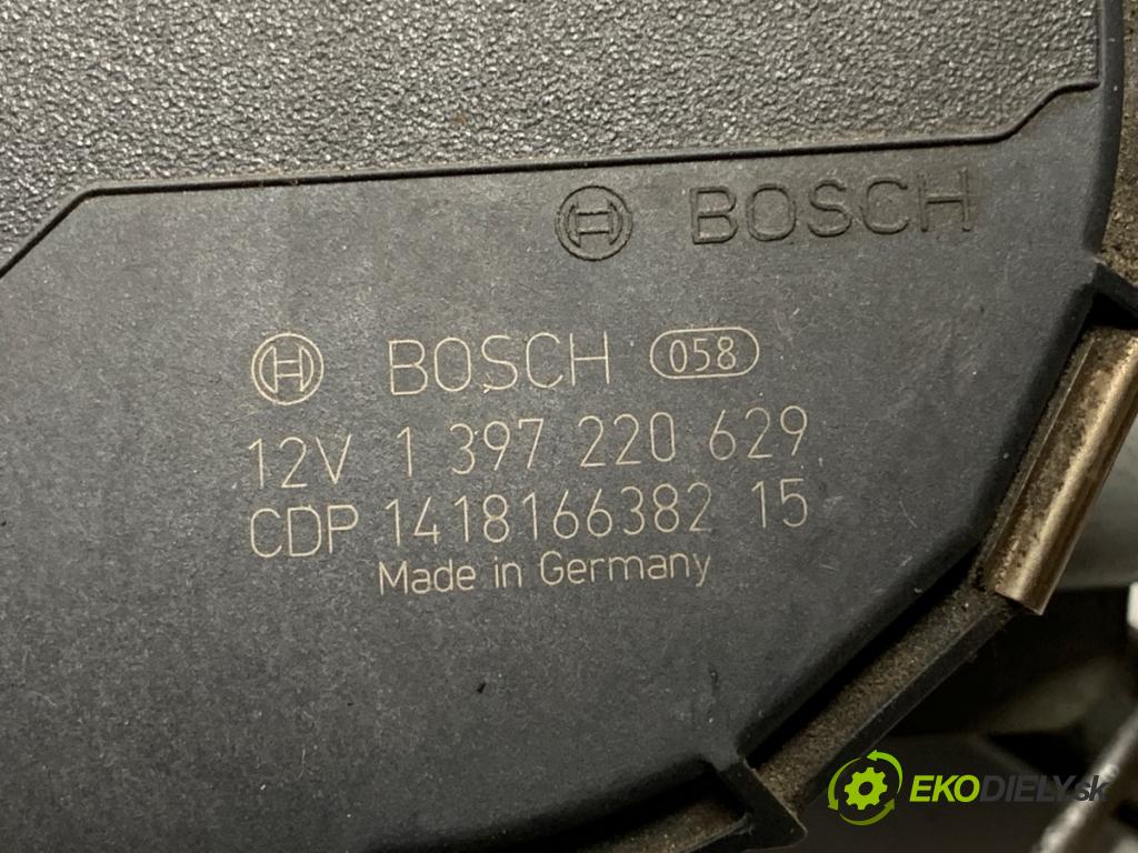 SEAT ALHAMBRA II nadwozie wielkoprzestrzenne (MPV) 2014 103 kW 2.0 TDI 1968 Mechanizmus stieračov predný 7N1955023A (Motorček stieračov predný)