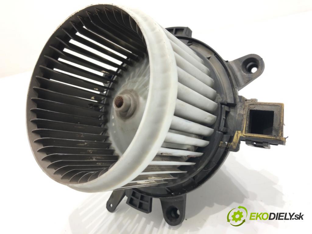 TOYOTA PROACE Nadwozie pełne/minivan 2021 75 kW 1.5 D-4D 100 (BPZMD) 1499 ventilátor kúrenia EQA352