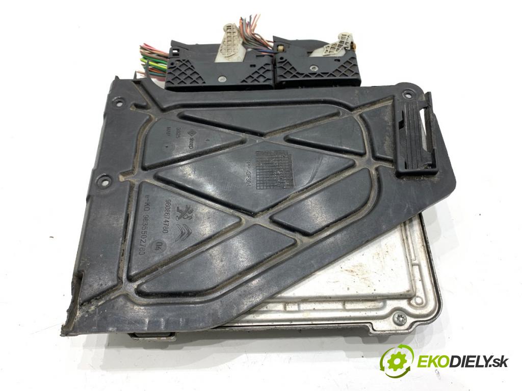 TOYOTA PROACE Nadwozie pełne/minivan 2021 75 kW 1.5 D-4D 100 (BPZMD) 1499 řídící jednotka motora 9845780880 (Řídicí jednotka)