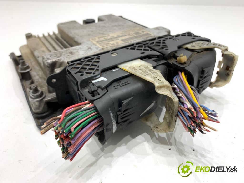 TOYOTA PROACE Nadwozie pełne/minivan 2021 75 kW 1.5 D-4D 100 (BPZMD) 1499 řídící jednotka motora 9845780880 (Řídicí jednotka)