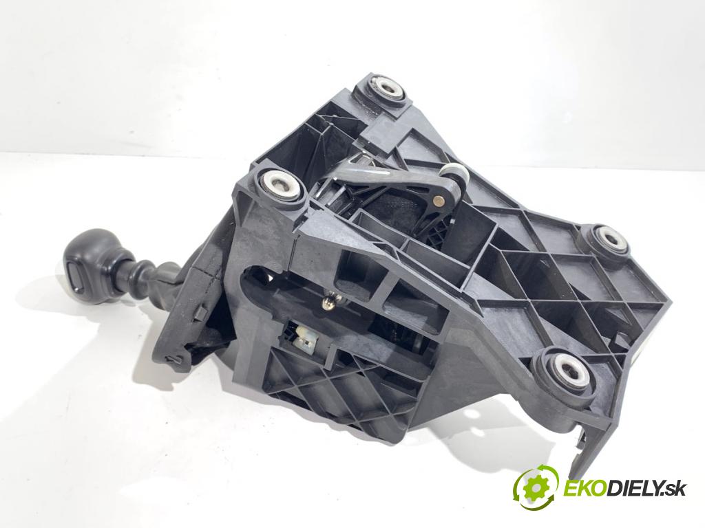 TOYOTA PROACE Nadwozie pełne/minivan 2021 75 kW 1.5 D-4D 100 (BPZMD) 1499 Kulisa 9814762080 (Rýchlostná páka (kulisa))