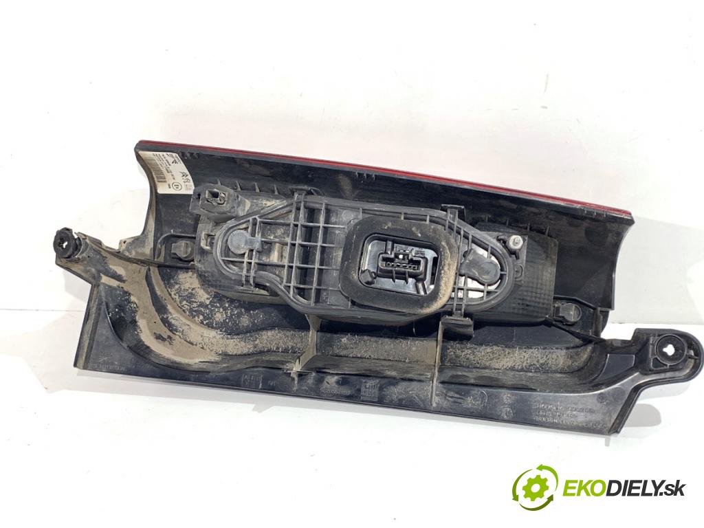 TOYOTA PROACE Nadwozie pełne/minivan 2021 75 kW 1.5 D-4D 100 (BPZMD) 1499 světlo pravý zadní část 9820554880