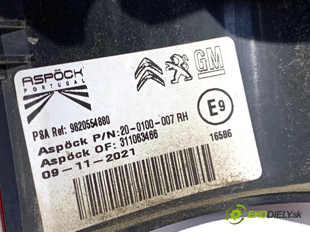 TOYOTA PROACE Nadwozie pełne/minivan 2021 75 kW 1.5 D-4D 100 (BPZMD) 1499 světlo pravý zadní část 9820554880
