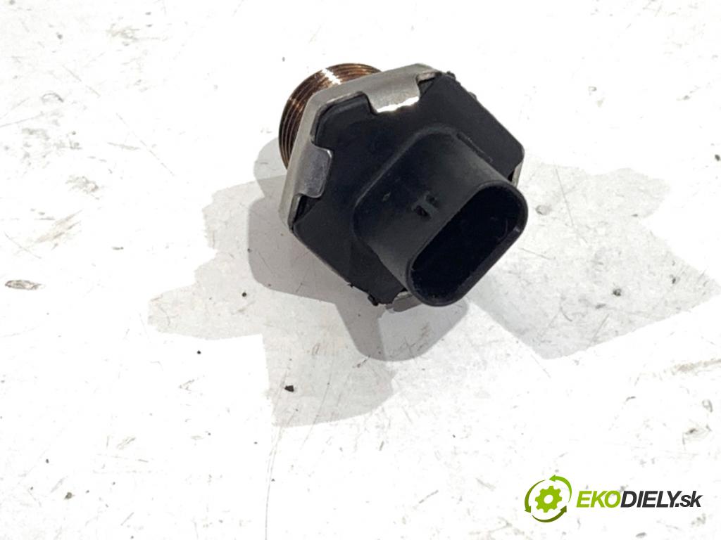 TOYOTA PROACE Nadwozie pełne/minivan 2021 75 kW 1.5 D-4D 100 (BPZMD) 1499 Snímač tlaku paliva 9810824880 (Snímač)