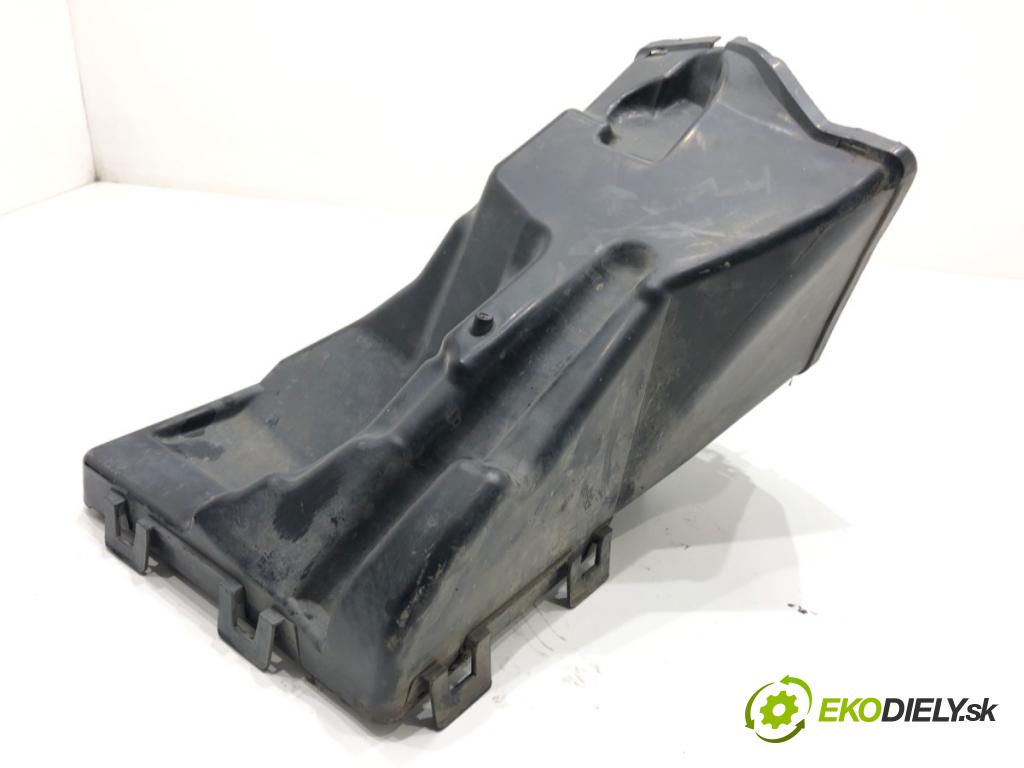 TOYOTA PROACE Nadwozie pełne/minivan 2021 75 kW 1.5 D-4D 100 (BPZMD) 1499 volant vzduchu