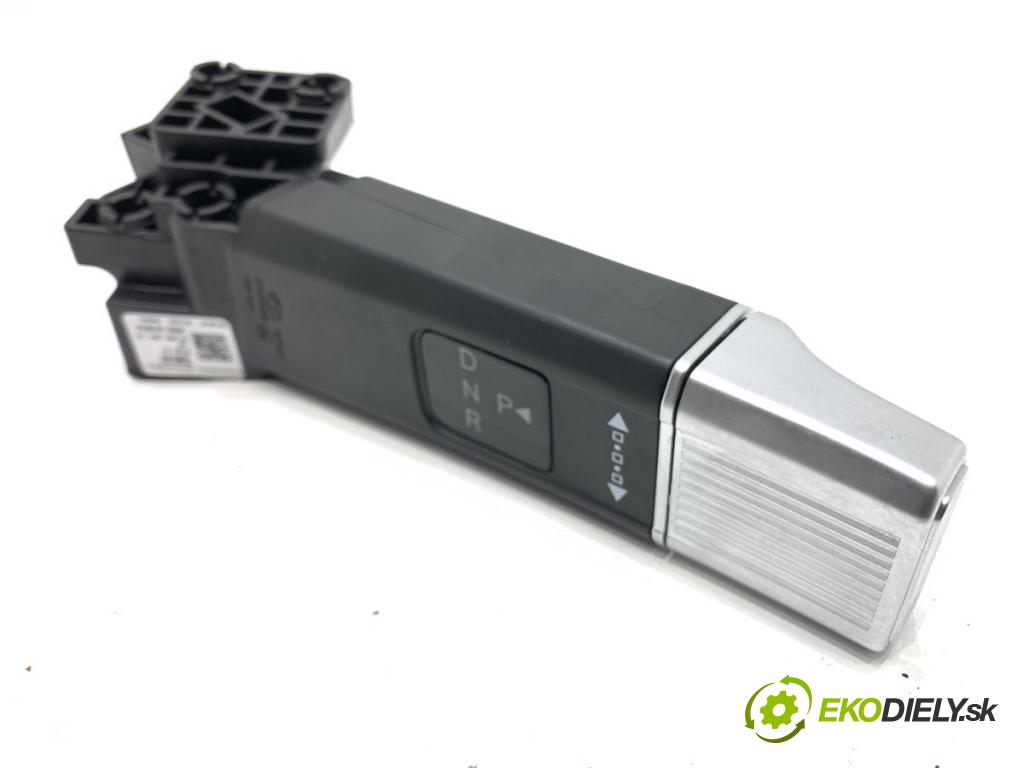 HYUNDAI KONA (SX2)  2025 150 kW EV   (n/d ccm / 150 kW / 204 KM) 0 Kulisa 467W0-BF100Y (Rýchlostná páka (kulisa))