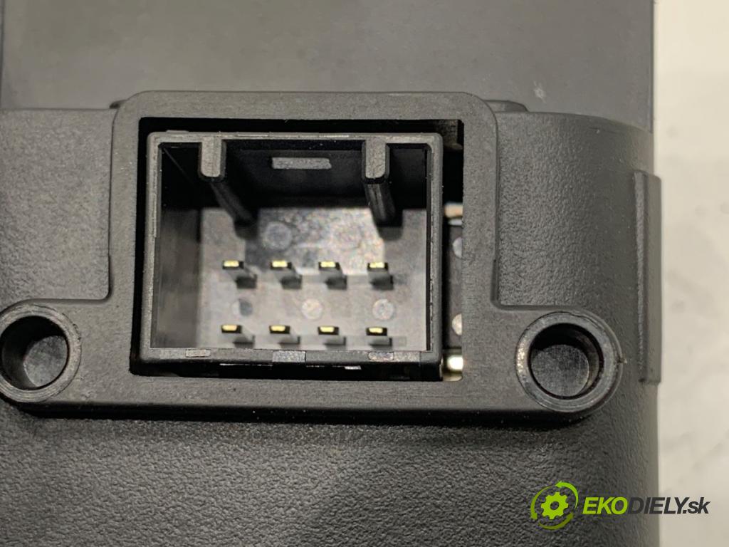 HYUNDAI KONA (SX2)  2025 150 kW EV   (n/d ccm / 150 kW / 204 KM) 0 Kulisa 467W0-BF100Y (Rýchlostná páka (kulisa))