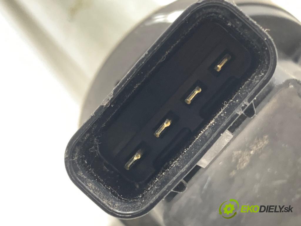 TOYOTA AVENSIS T27 sedan 2012 108 kW 1.8 (ZRT271_) 1798 Cievka zapaľovacia 10R035444 (Zapaľovacia cievka)