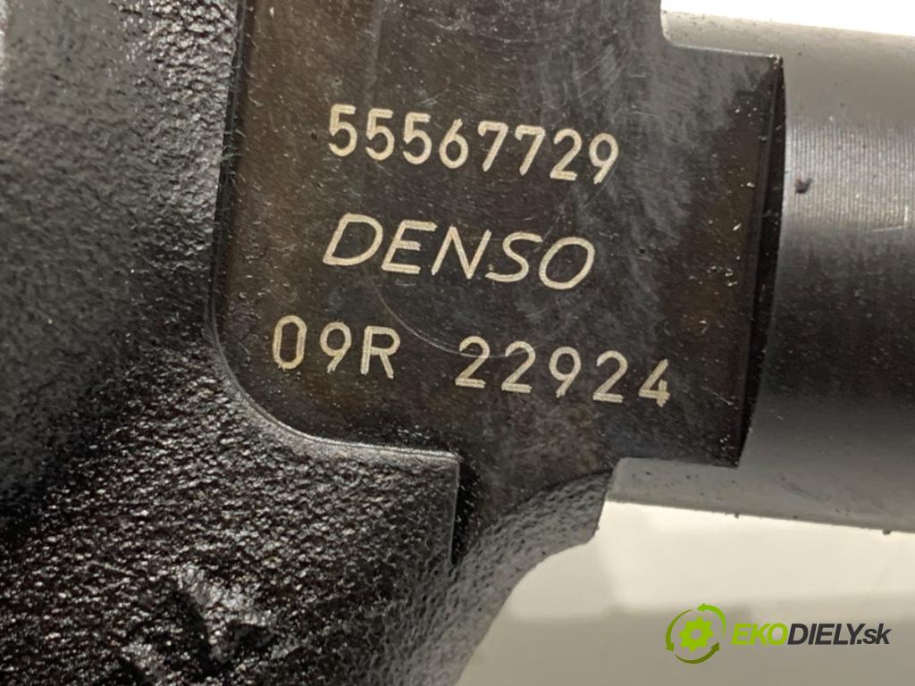 OPEL MOKKA SUV 2014 96 kW 1.7 CDTI (_76) 1686 vstrekovač 55567729 (Vstrekovač paliva)