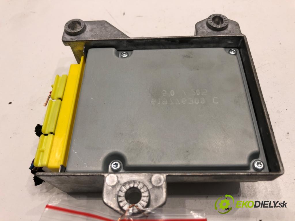 MAZDA 3 BM liftback 2016 88 kW 2.0 1998 senzor airbag BHS2-57K30A (Snímač)